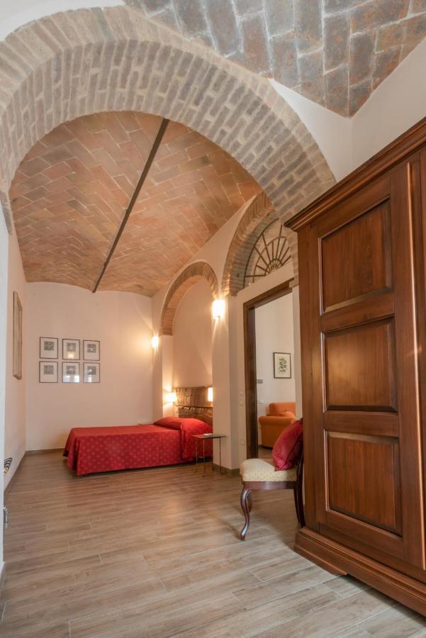 Casa Vacanze Villa Maria Анґ'ярі Екстер'єр фото
