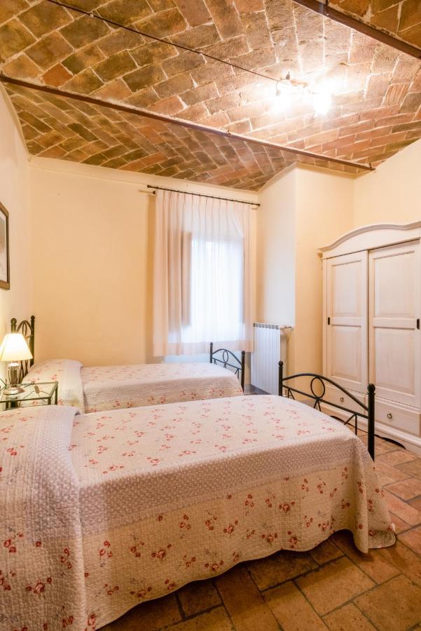 Casa Vacanze Villa Maria Анґ'ярі Екстер'єр фото