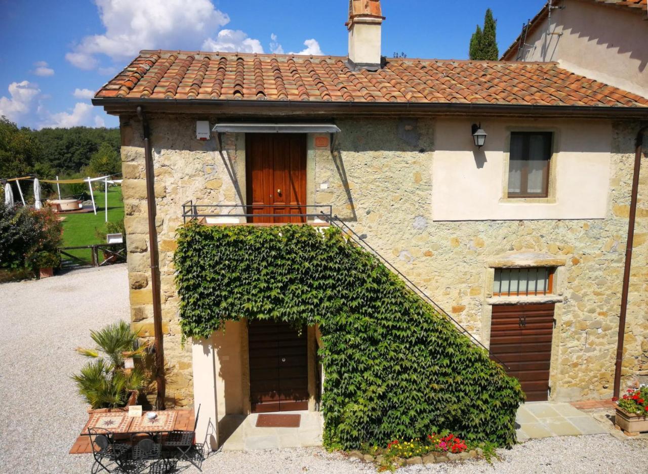 Casa Vacanze Villa Maria Анґ'ярі Екстер'єр фото